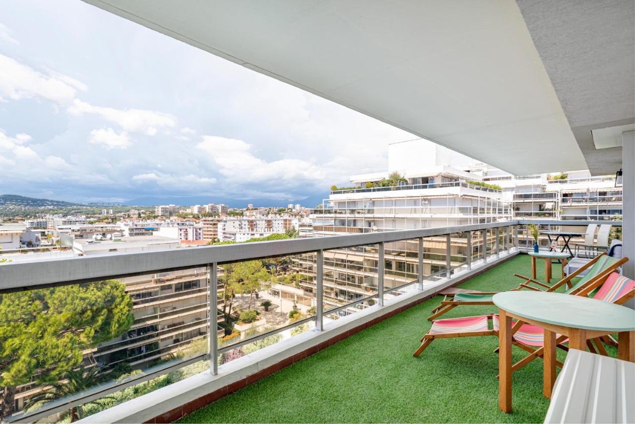 Coup De Coeur! Vue Mer! Terrasse Dangle! Antibes Luaran gambar